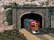 2 entrées de tunnel miniatures en pierre de taille 2 voies au 1:160 - Woodland Scenics C1157