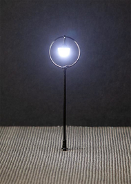 Éclairage miniature : Réverbère de parc LED, lampe boule suspendue - 1:87 HO - Faller 180205